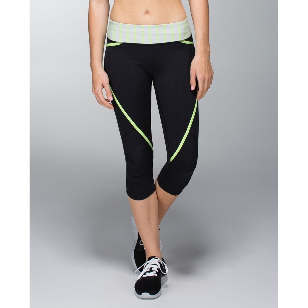 Lululemon Run Pace Crop Leggings Yoga Leggings Size 4 Black Green Athletic